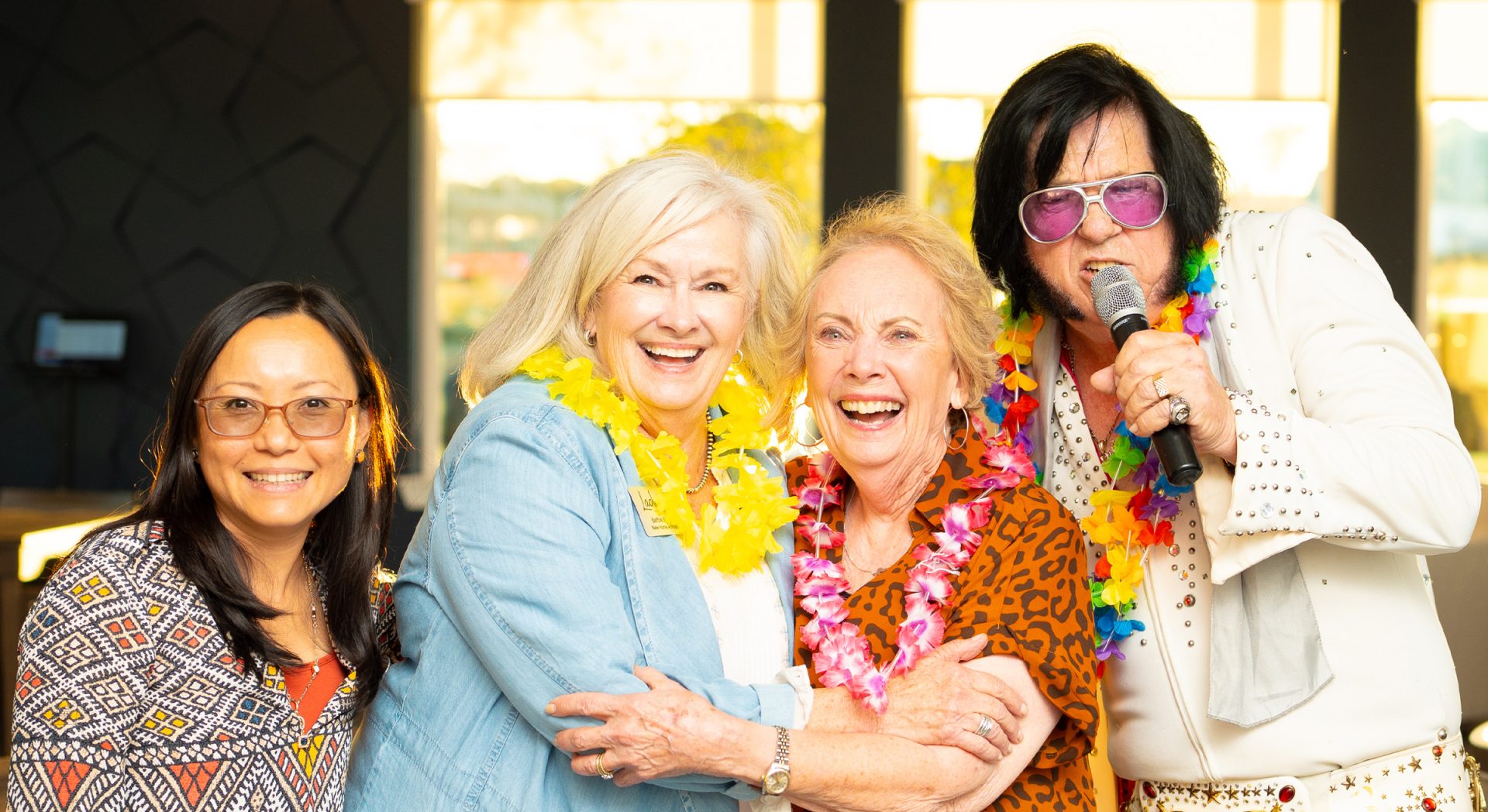 Elvis impersonator at Ladera event